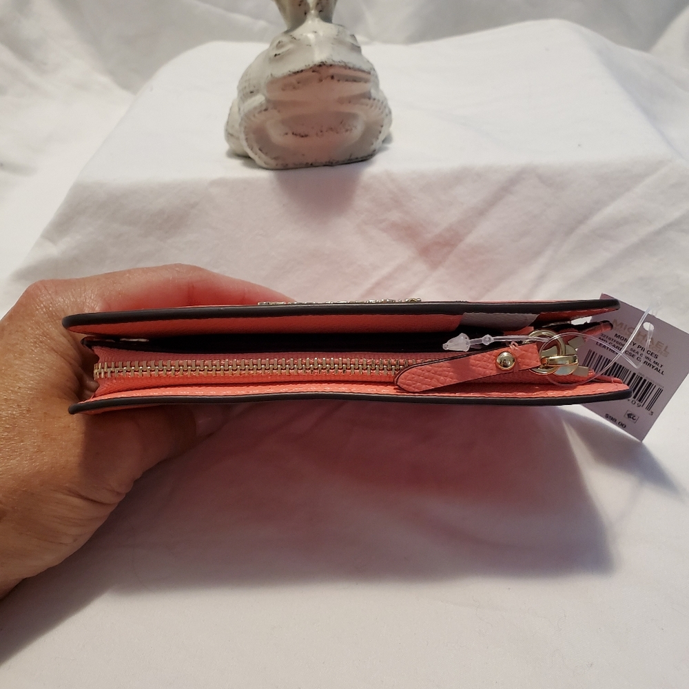 Michael Kors Wallet - Picture 3 of 5